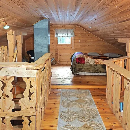 Hébergement de vacances Alapytinki By Interhome Moenni